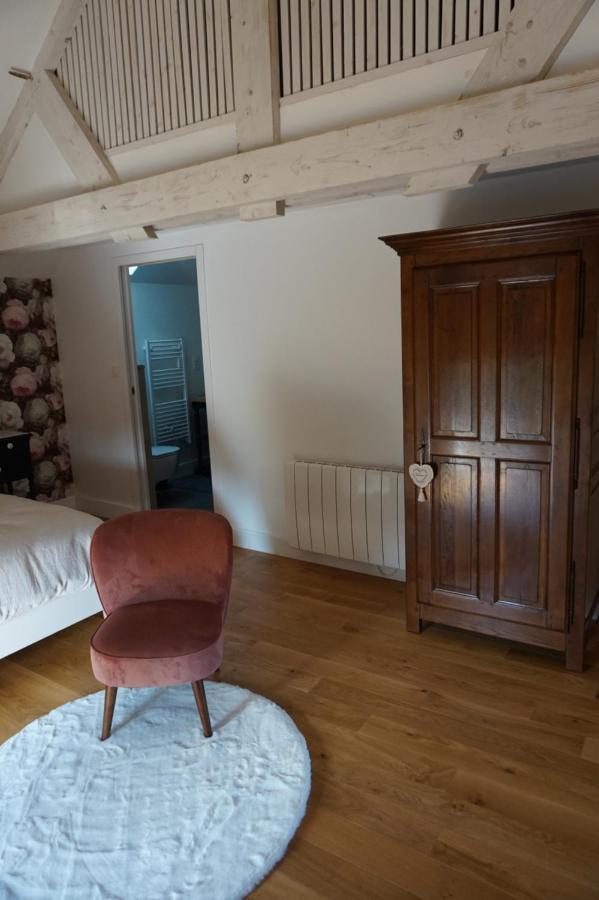 Au Fil De L'Eau Bed & Breakfast Le Vast ภายนอก รูปภาพ