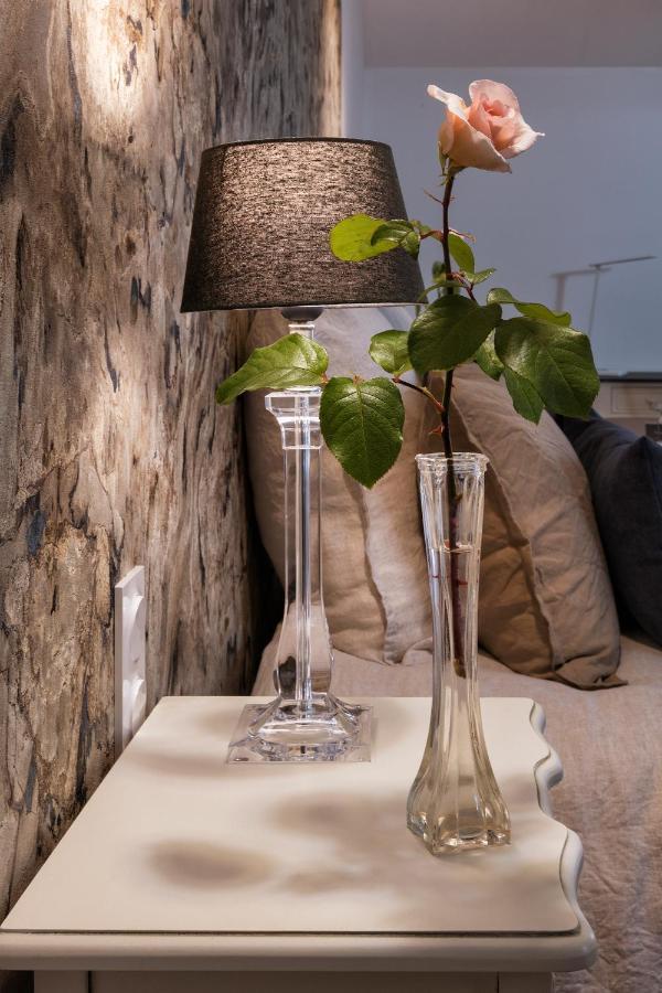 Au Fil De L'Eau Bed & Breakfast Le Vast ภายนอก รูปภาพ