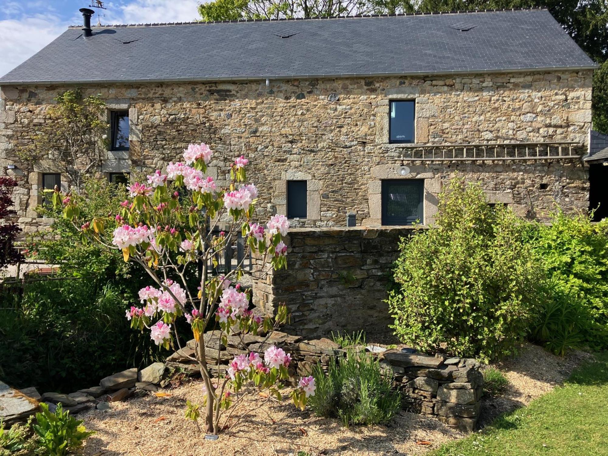 Au Fil De L'Eau Bed & Breakfast Le Vast ภายนอก รูปภาพ